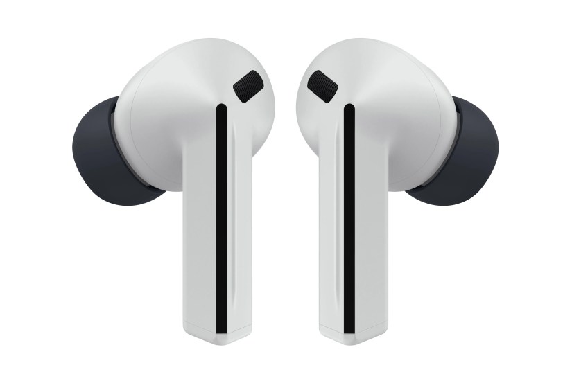 Samsung Buds 3 FE in gray color
