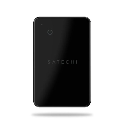 The Satechi FindAll Wallet Card.