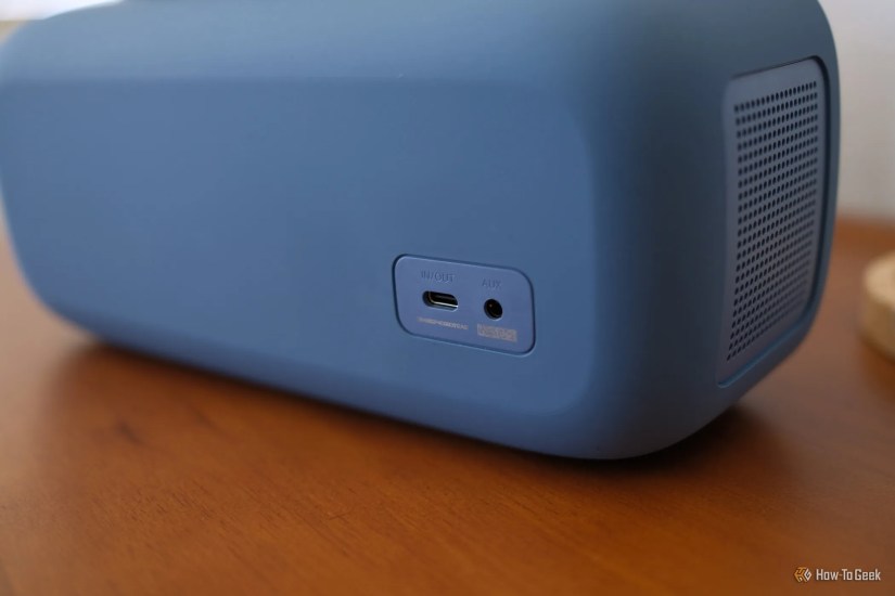 two back ports on the Bose SoundLink Max speaker