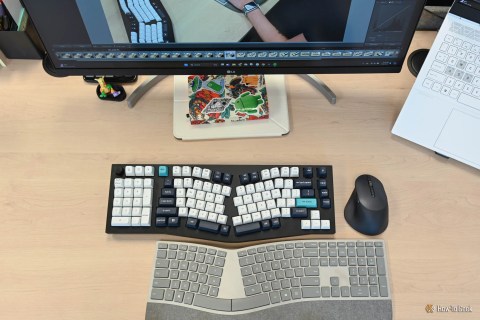 Person using comparing the Microsoft Surface Ergonomic keyboard to the Keychron Q14 MAX