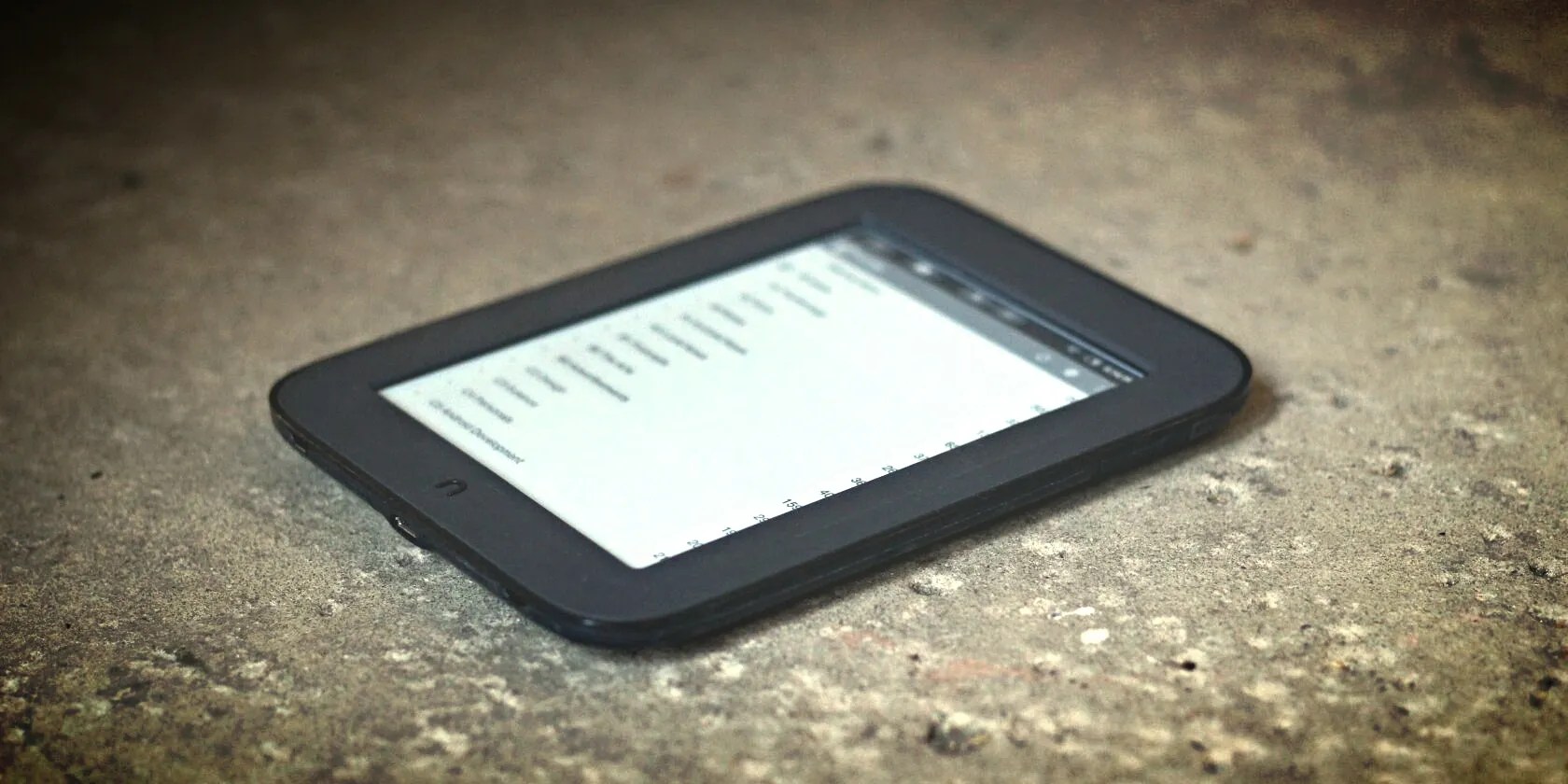 What's the Difference Between EReaders and Tablets?
