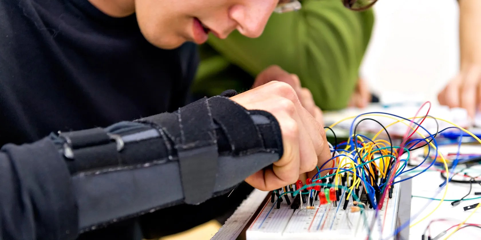 24 Geeky DIY Hobbies You Can Learn in a Small Space