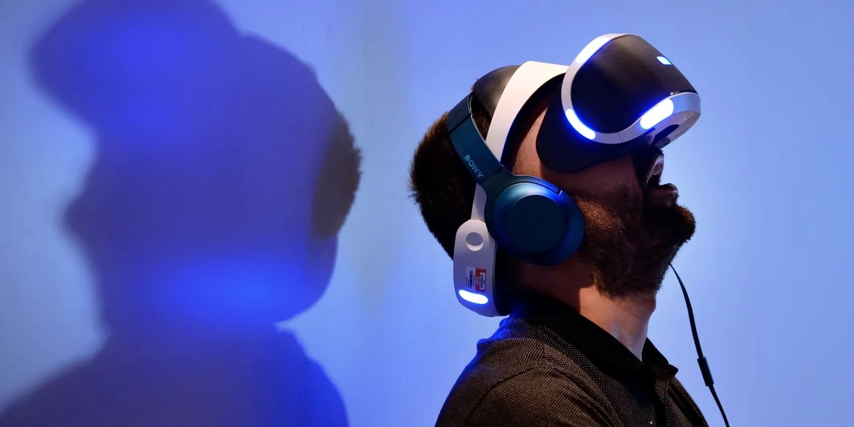 How to Play Xbox, Switch, PC Games in PlayStation VR Cinema Mode