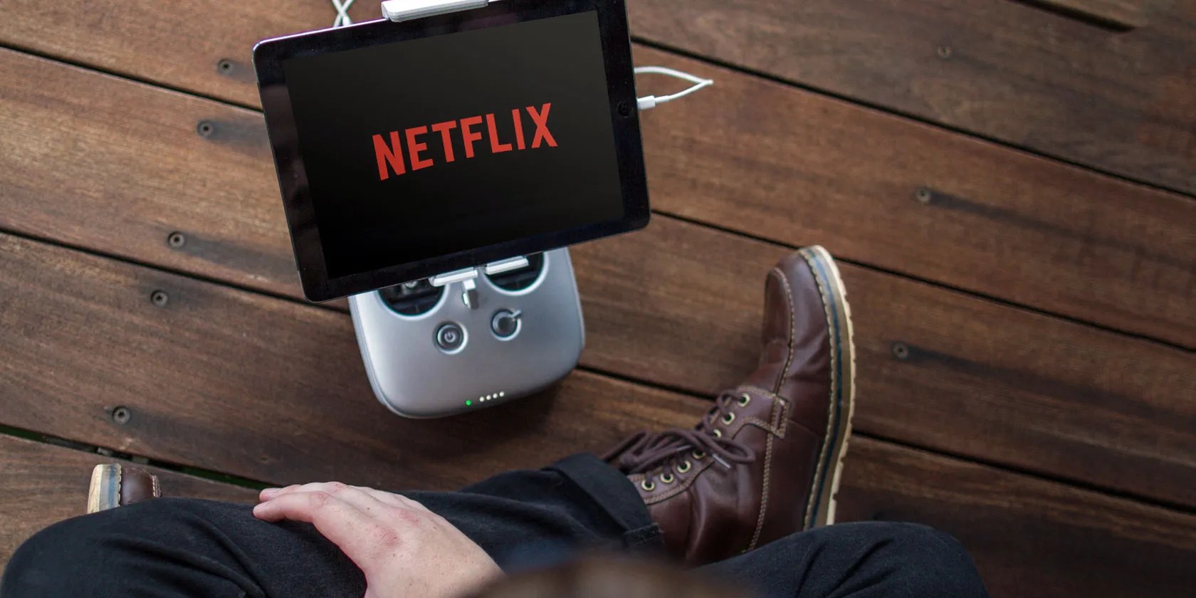 How to Make Your Own Private Netflix Using Dropbox, Google