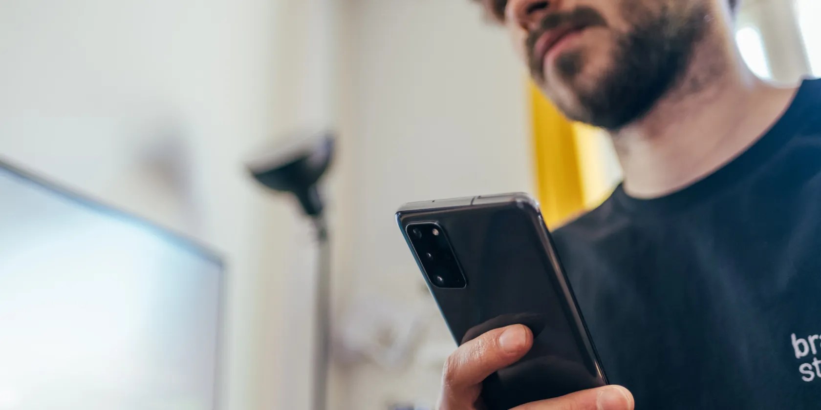 The 5 Best Apps for Making Logos on Android