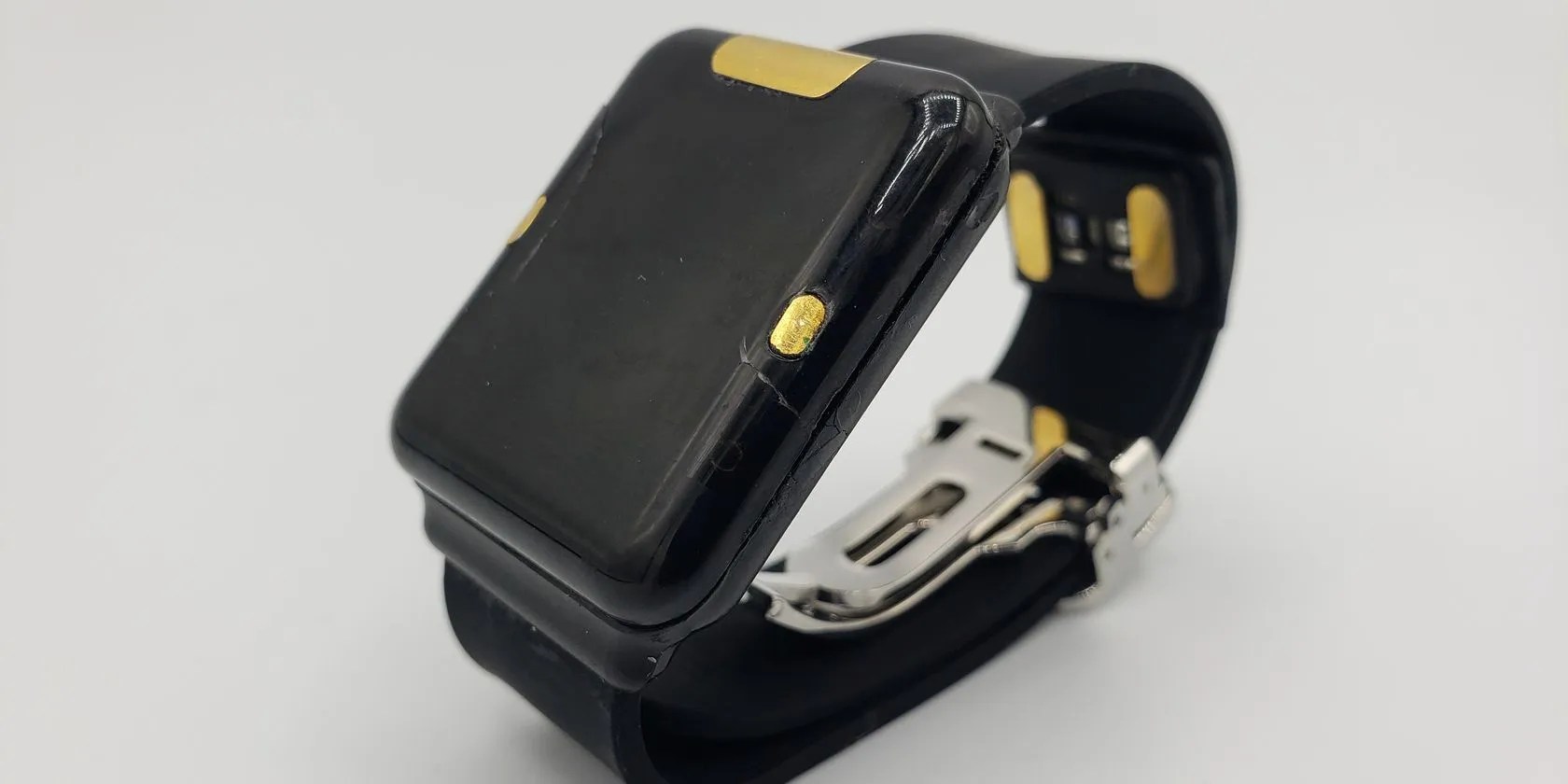 First Wearable BloodGlucose Tracker Could Save Millions of Lives