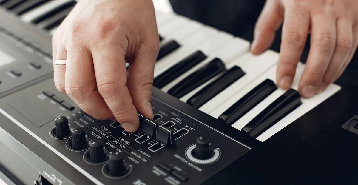 5 Reasons Why You Should Use Your Keyboard as a MIDI Controller