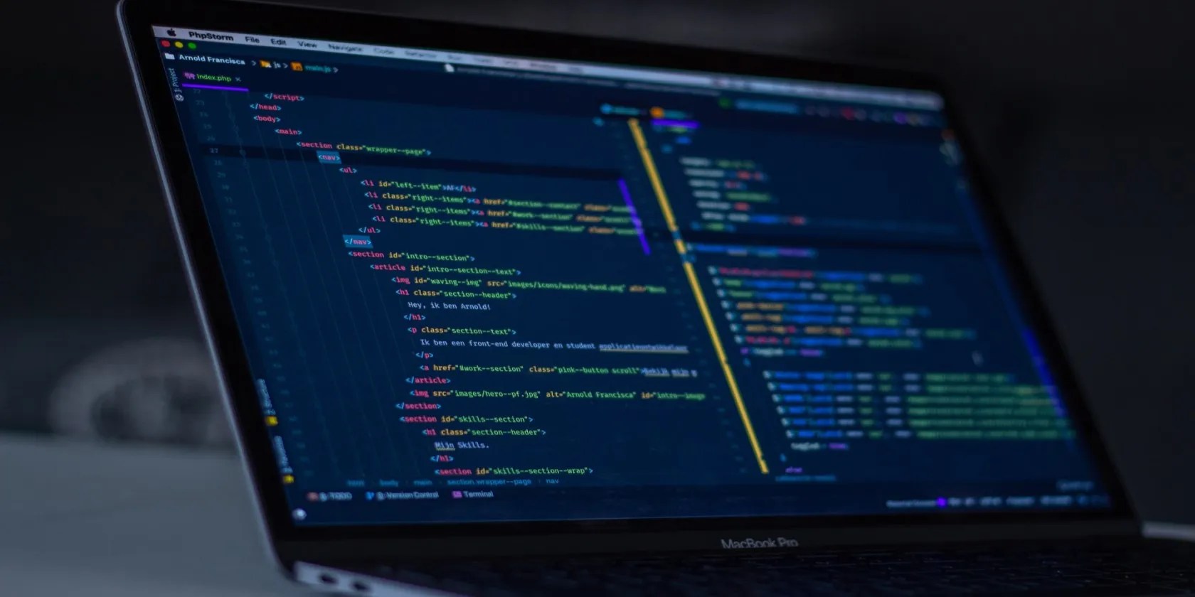 8 Apps to Help You Learn to Code for International Programmers' Day