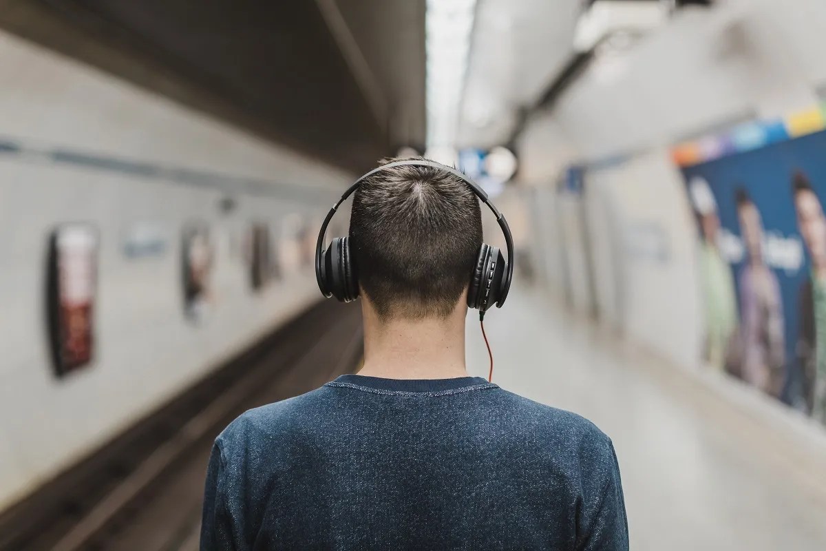 Physical Books vs. Audiobooks Which Is Better?