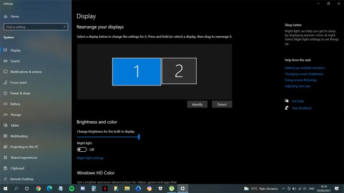 How to Connect Multiple Display Monitors Using Your Laptop