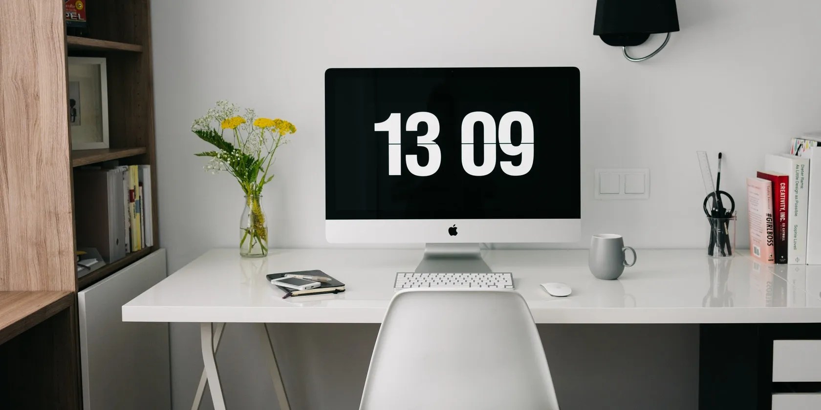 How to Create a Digital Clock Using HTML, CSS, and JavaScript