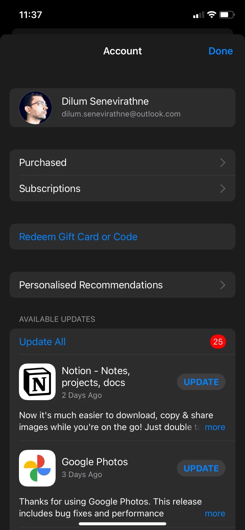 How to Automatically or Manually Update the Apps on Your iPhone
