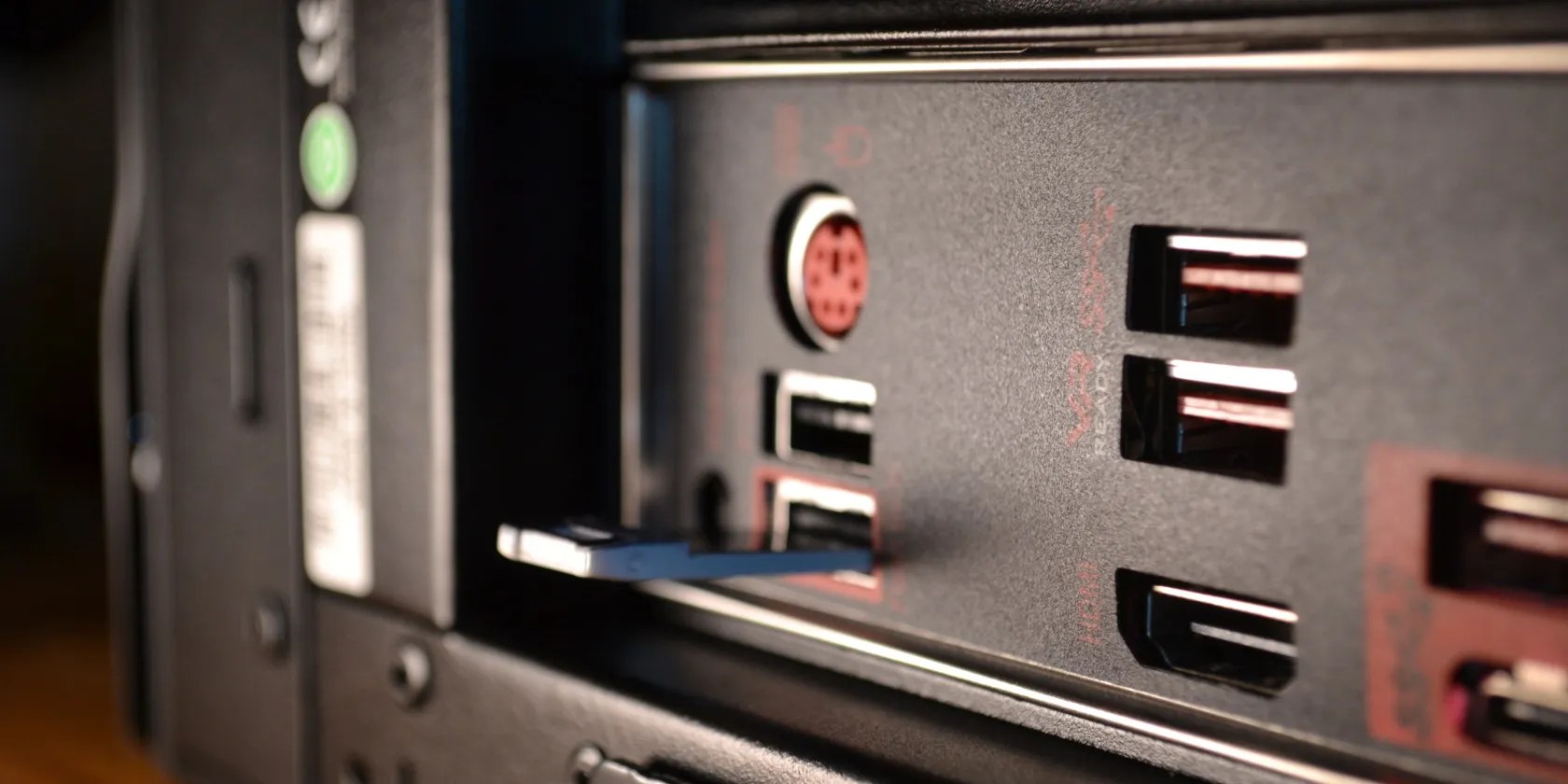 Qu'estce que le bouton Flash rapide du BIOS de la carte mère et