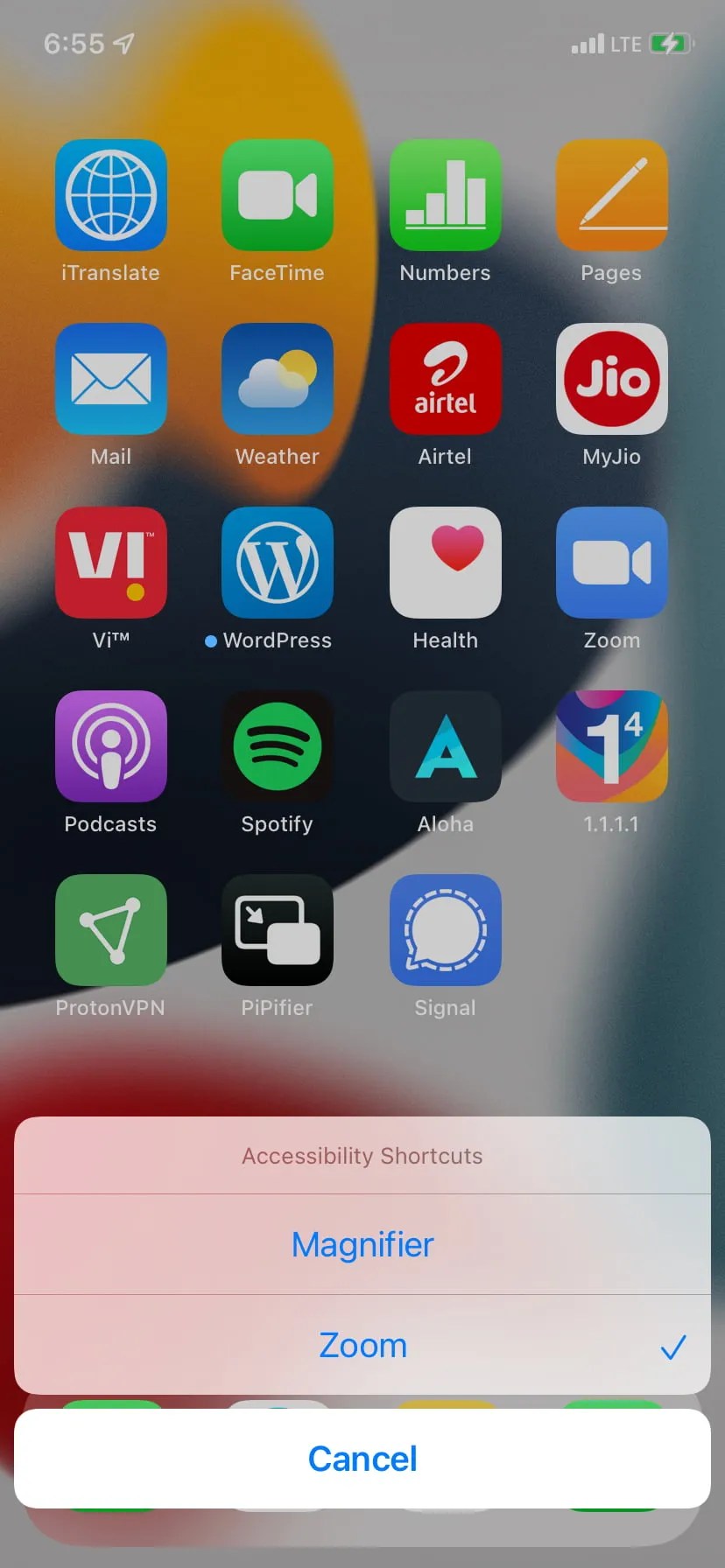 A Complete Guide to Using the Zoom Feature on an iPhone or iPad