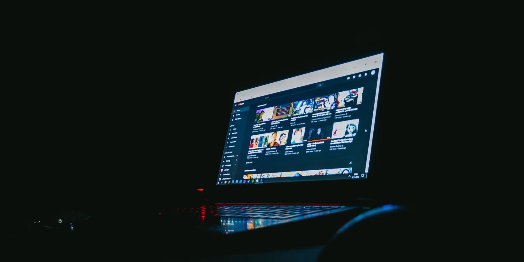 How to Make a YouTube Outro With These 3 Tools