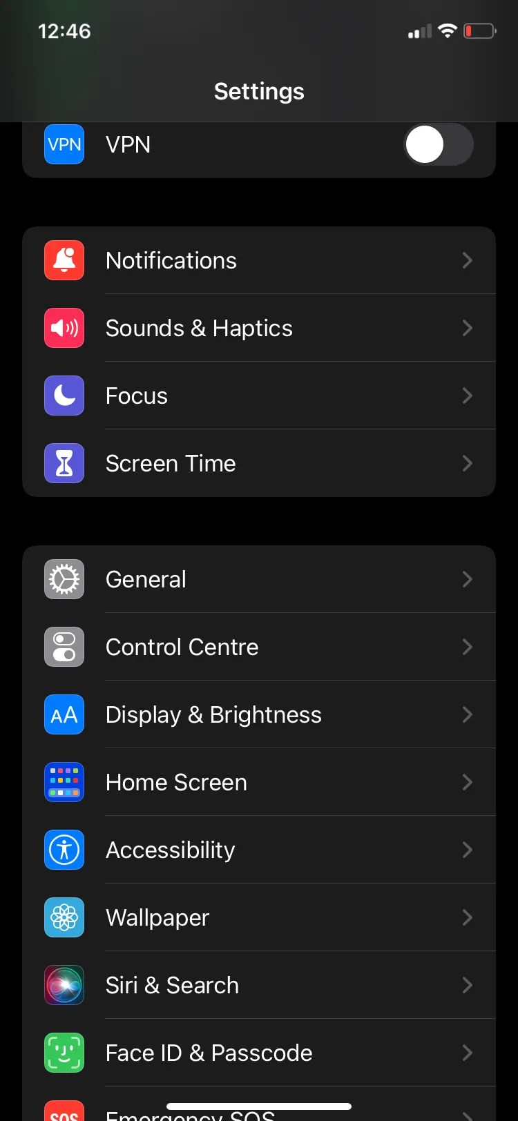 How to Use iOS’s Focus Mode to Automatically Reply to Texts While Driving
