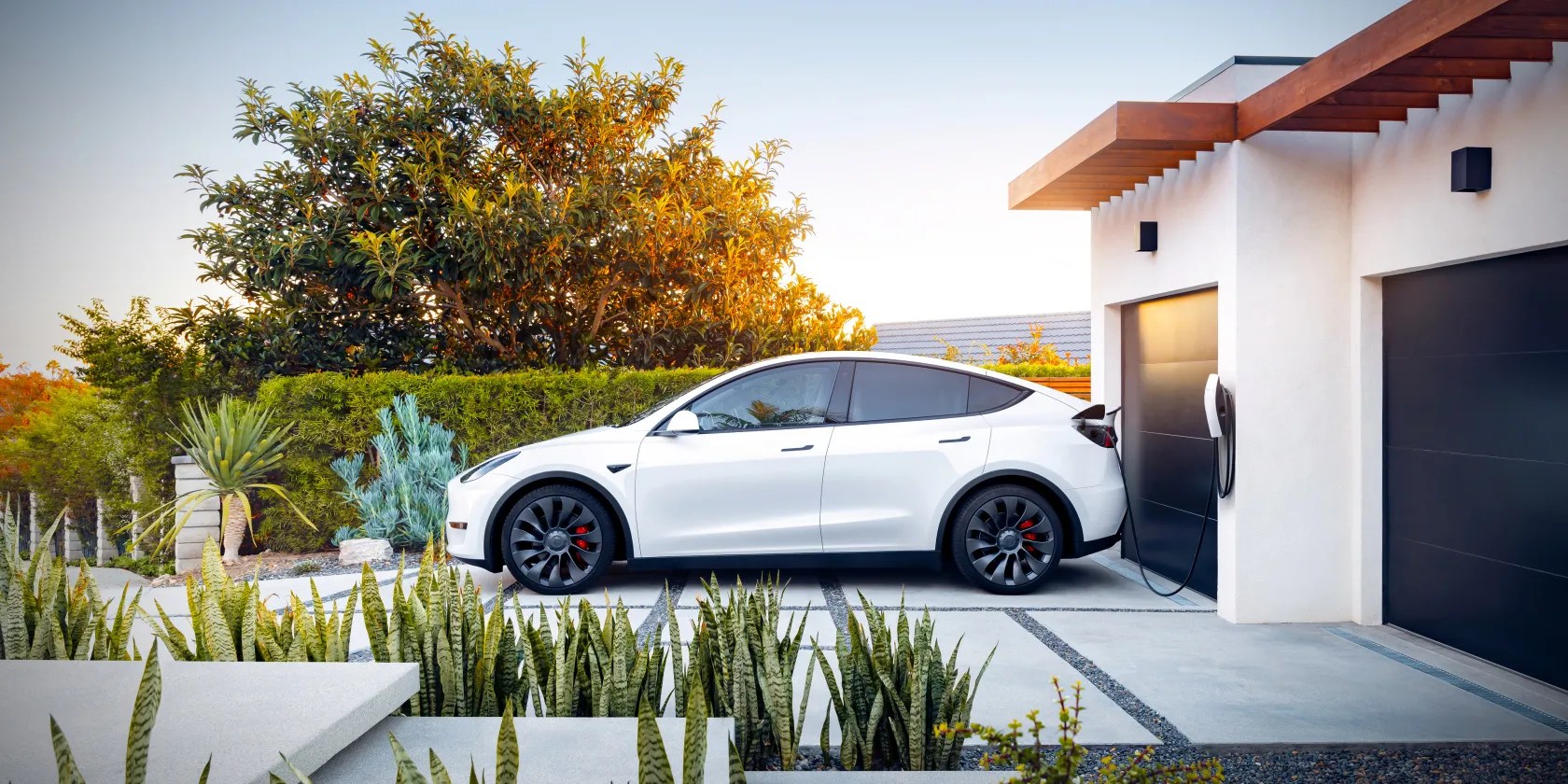 How Many Miles Does a Tesla Last Over Its Lifetime? Flipboard