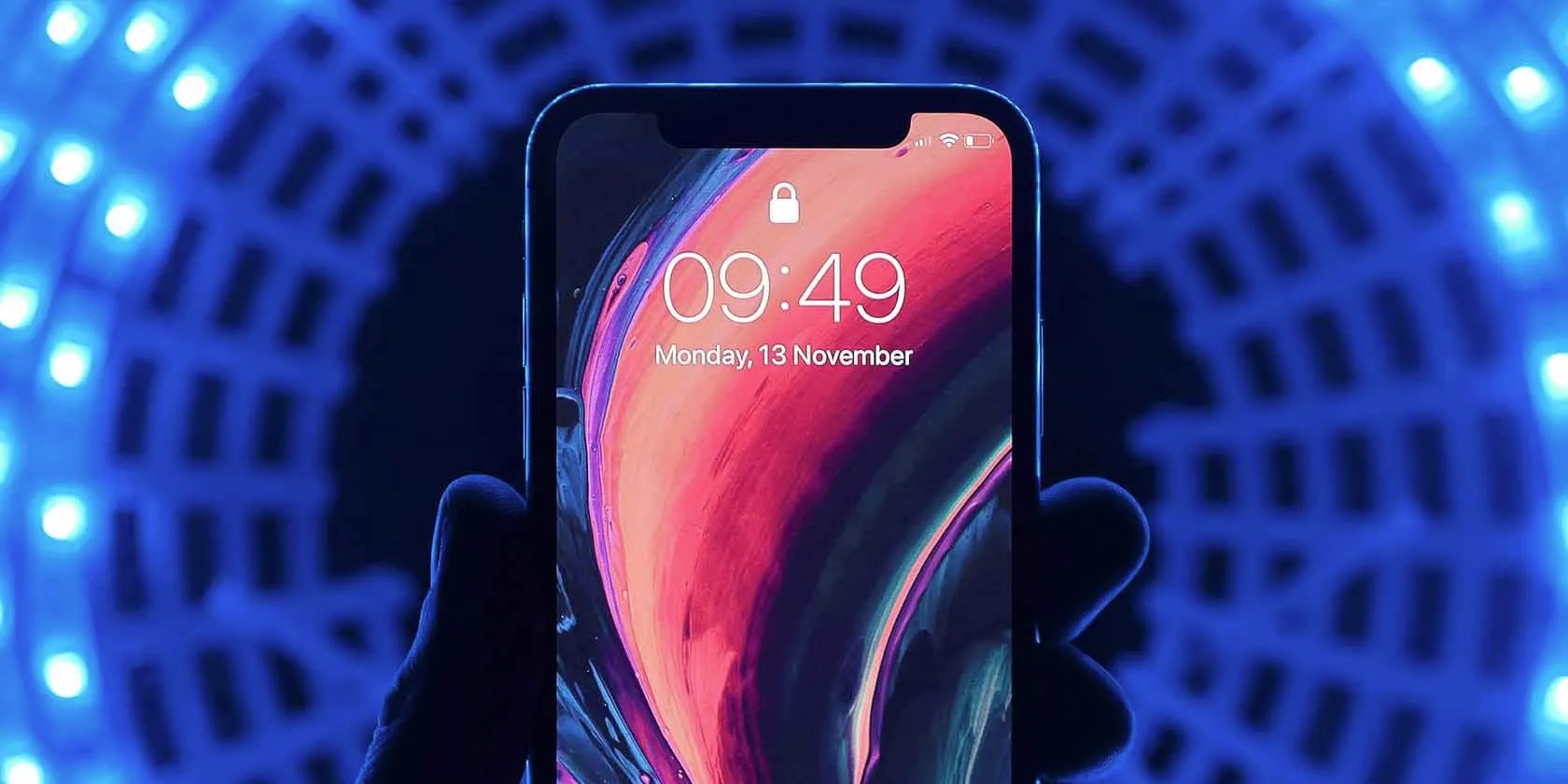 Should You Buy an iPhone From Apple or Your Carrier?