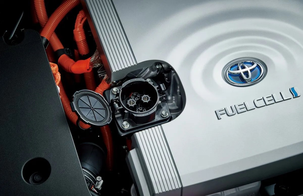 What Is a Hydrogen Car and How Does an FCEV Work?