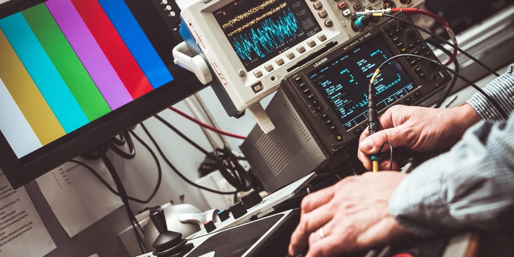 Linux Signal Generation and Handling Explained