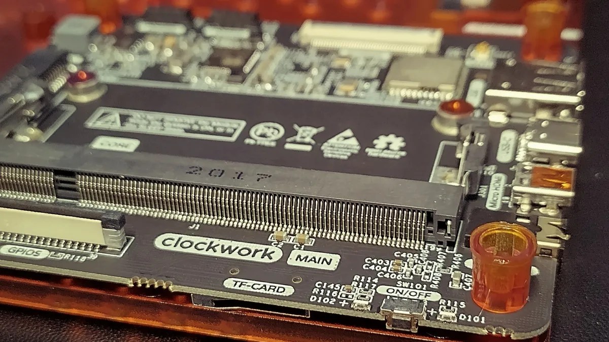 Is the Clockwork DevTerm the Cyberdeck to Get You Jacked into Cyberspace?