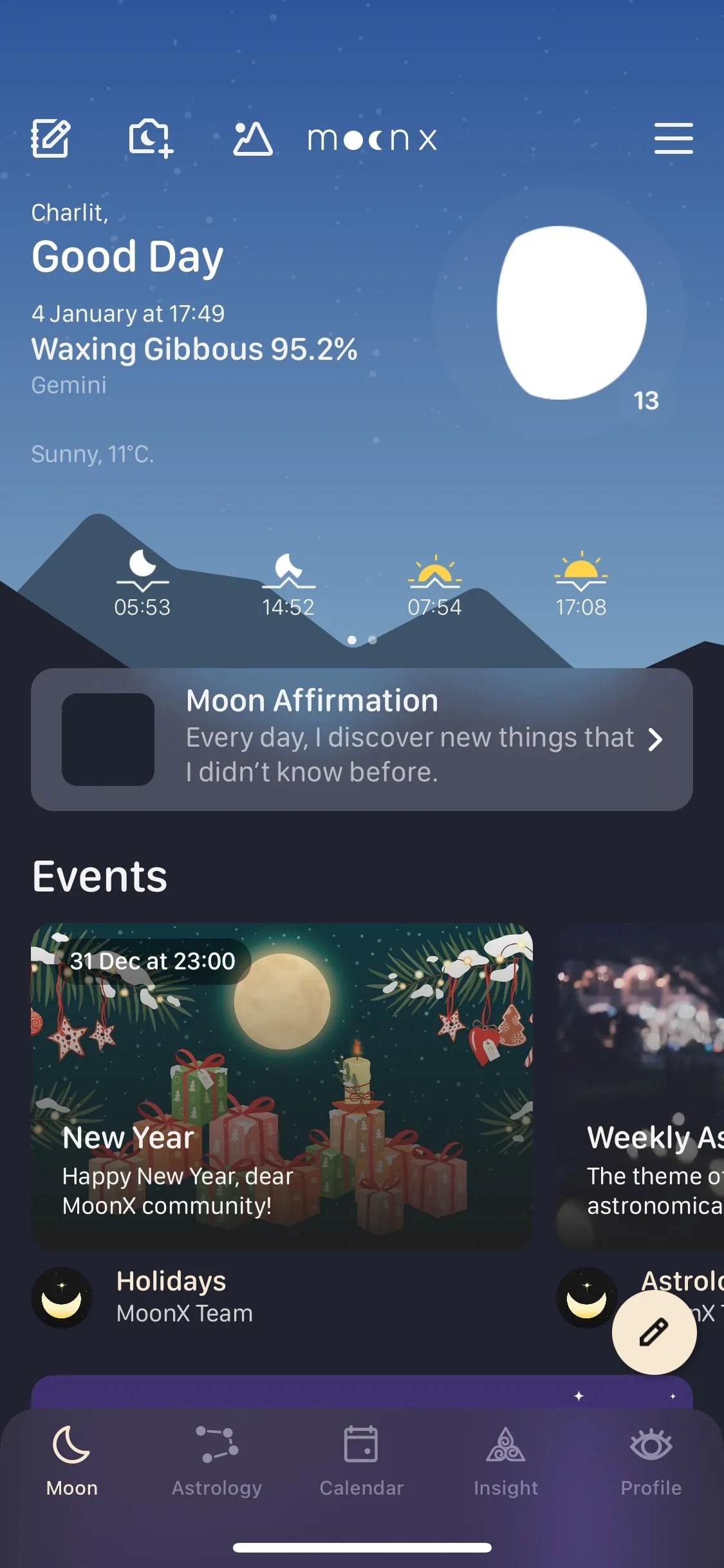 4 Apps That Help You Track Your WellBeing Alongside the Lunar Cycle