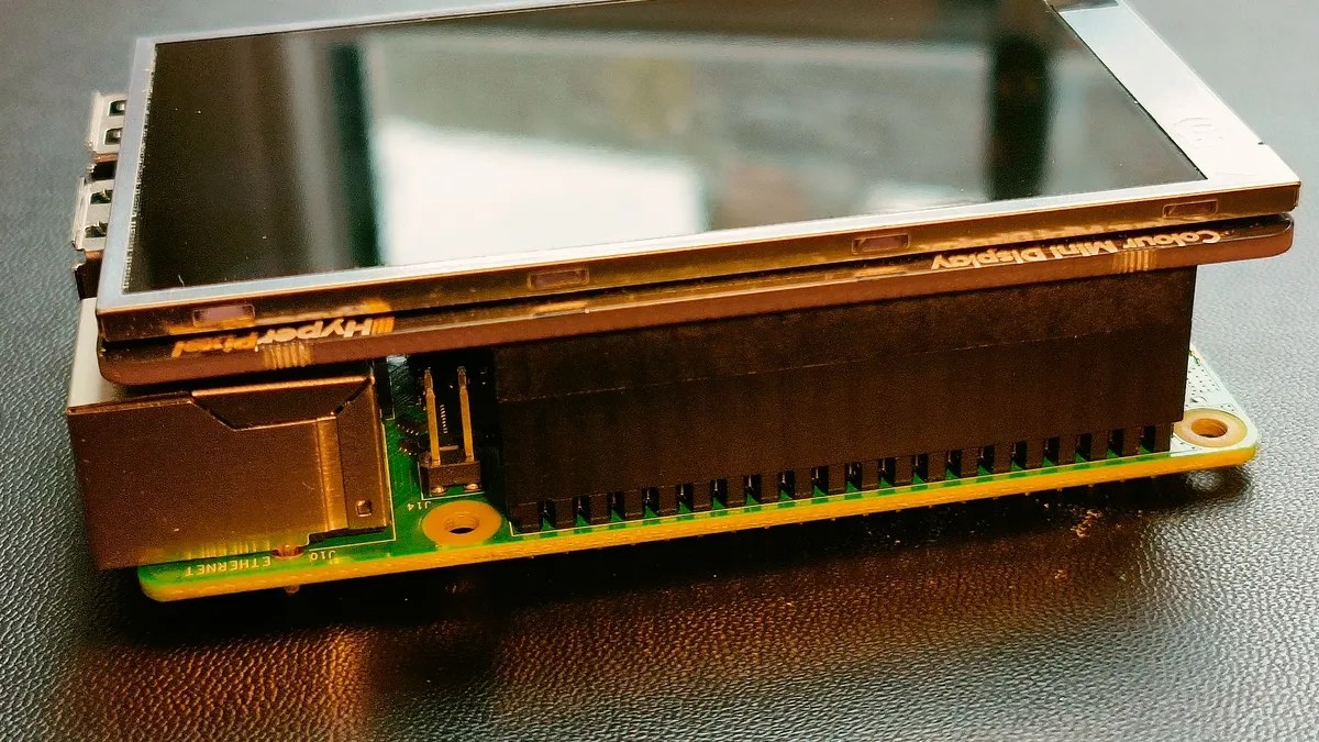 How to Connect a Display HAT to the Raspberry Pi’s GPIO