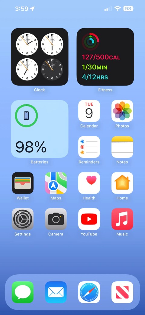iOS 16 Home Screen from an iPhone 13 Pro Max