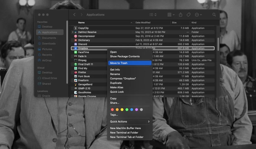 Dropbox app being moved to Trash on a Mac