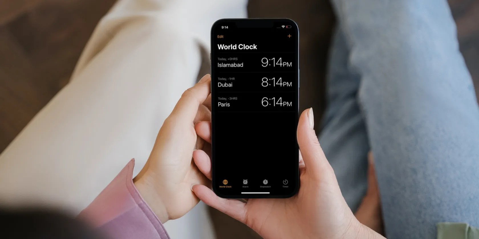 How to View Multiple Time Zones on Your iPhone