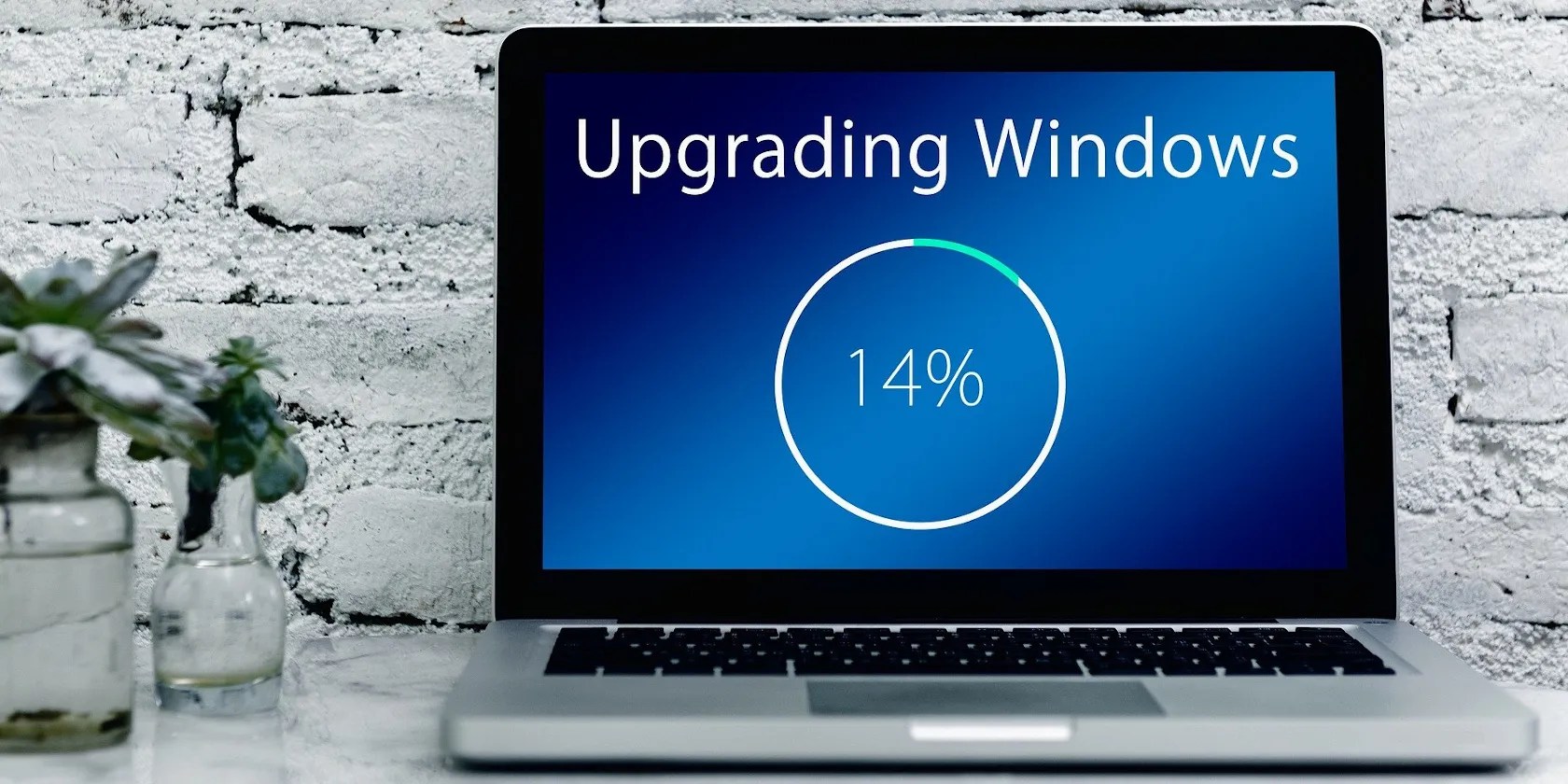 What Are Windows Feature Experience Packs and How Can You Get One?
