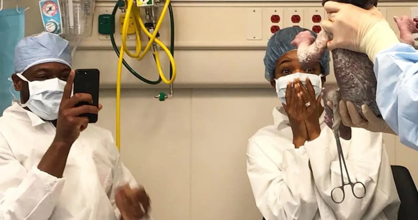 Gabrielle Union First Time Seeing Daughter PHOTO