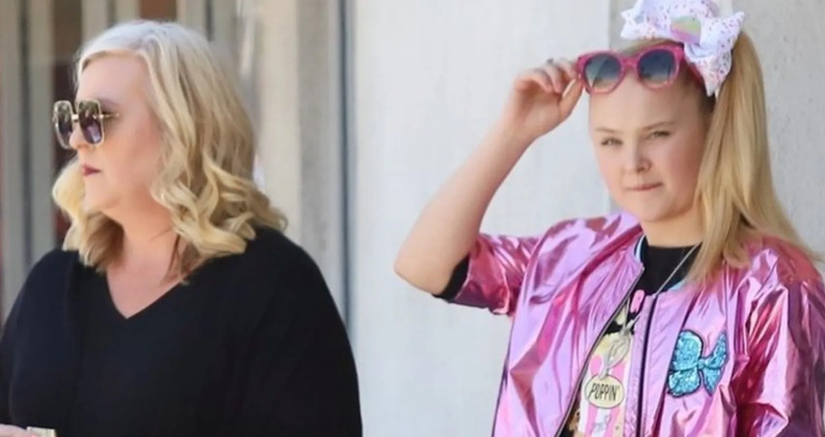 JoJo Siwa & Her Mom Recreate 'Dance Moms' Scene
