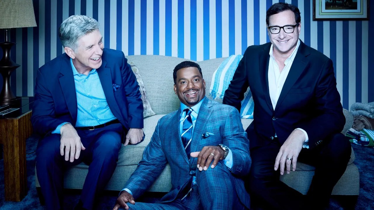 America's Funniest Home Videos Hosts Pay Tribute to Bob Saget