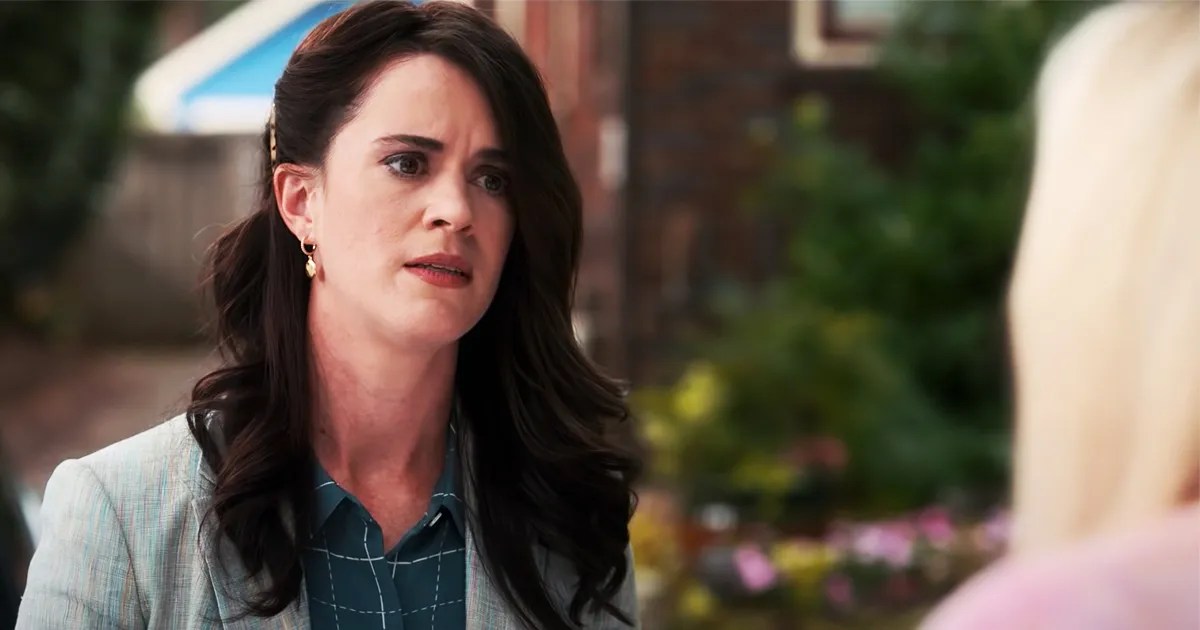 Exclusive Mary Holland Talks Netflix’s Senior Year and Working With