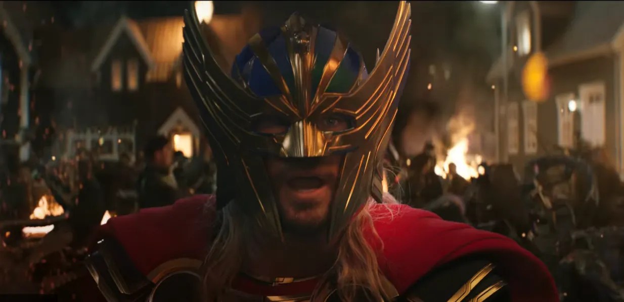 Chris Hemsworth Reflects on Thor Love and Thunder Being the First MCU Fourquel