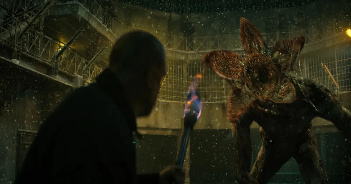 Stranger Things Hopper's Best Moments in the Series, Ranked