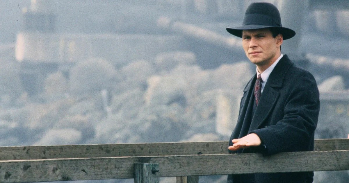 10 Gangster Movies That Represent the 1920s