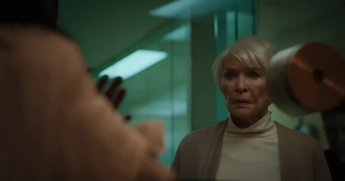 The Exorcist Believer Director Explains Ellen Burstyn's Return to the