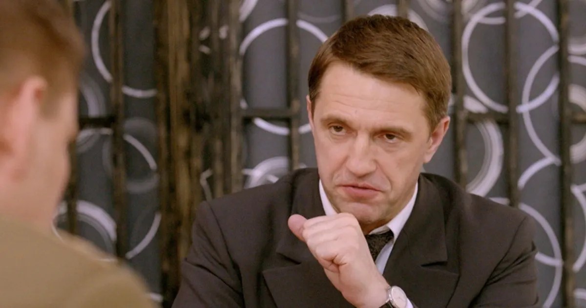 10 Gripping Drama Series Set During the Cold War