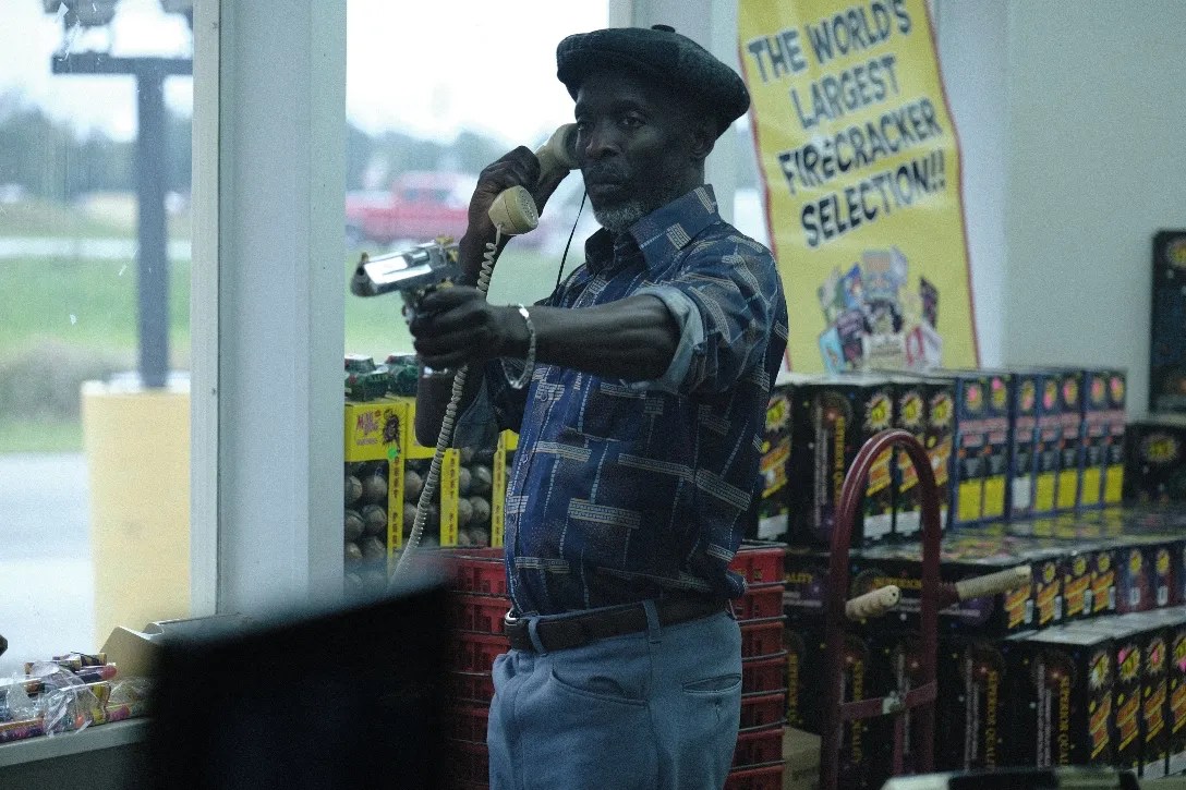 Arkansas Trailer Vince Vaughn & Liam Hemsworth Do Drug Trafficking in the Deep South