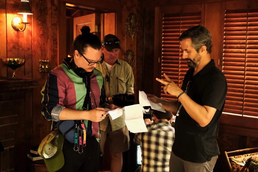 Arkansas Trailer Vince Vaughn & Liam Hemsworth Do Drug Trafficking in