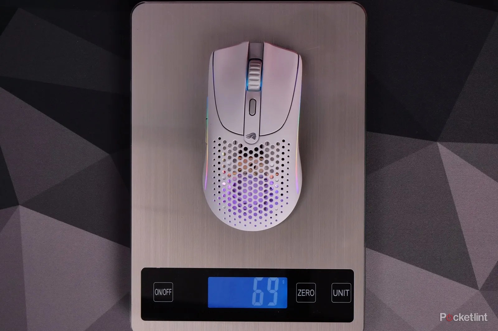 Glorious Model O2 wireless gaming mouse review: Another lightweight gem