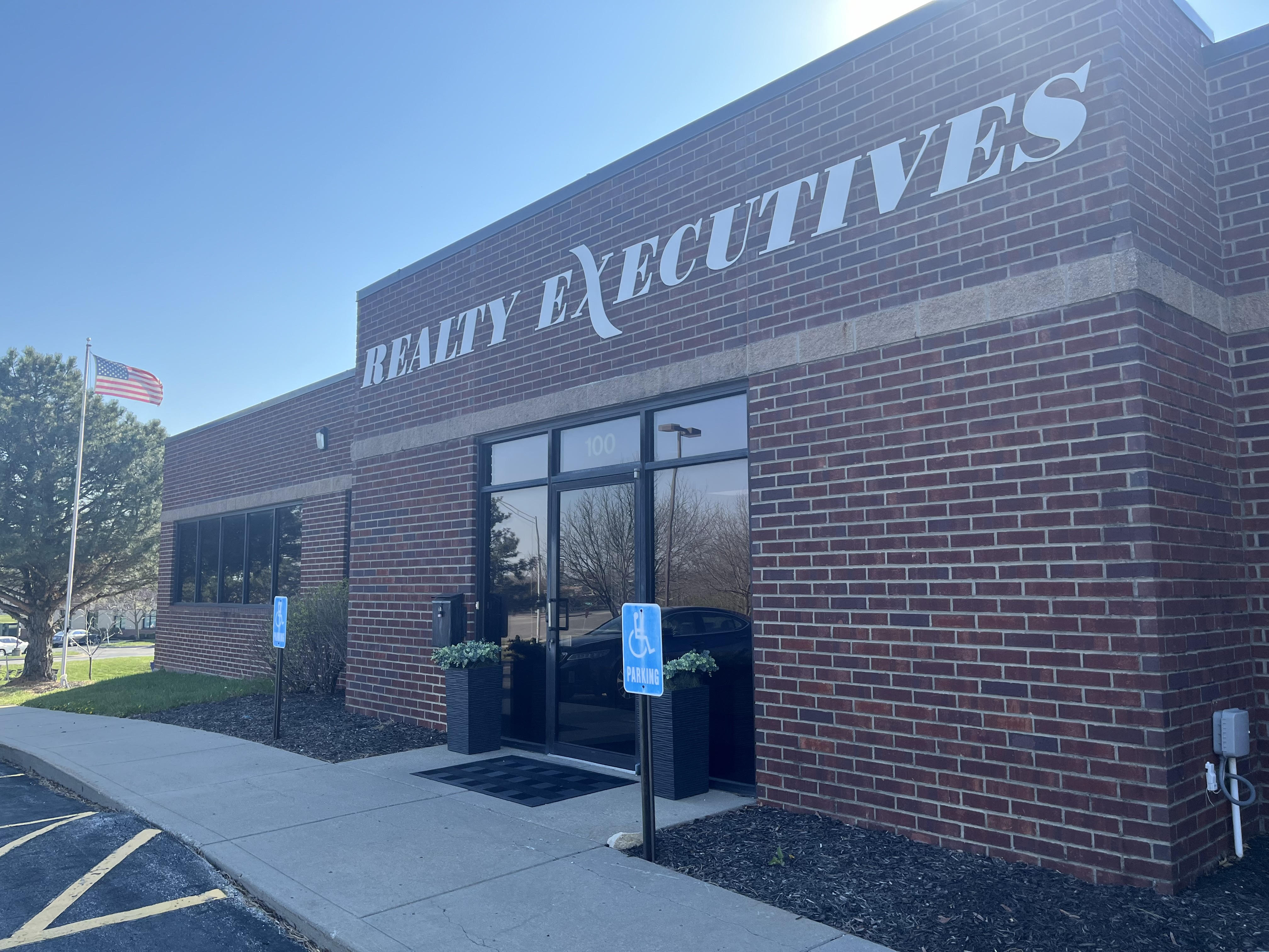 Realty Executives of Kansas City (Gladstone)