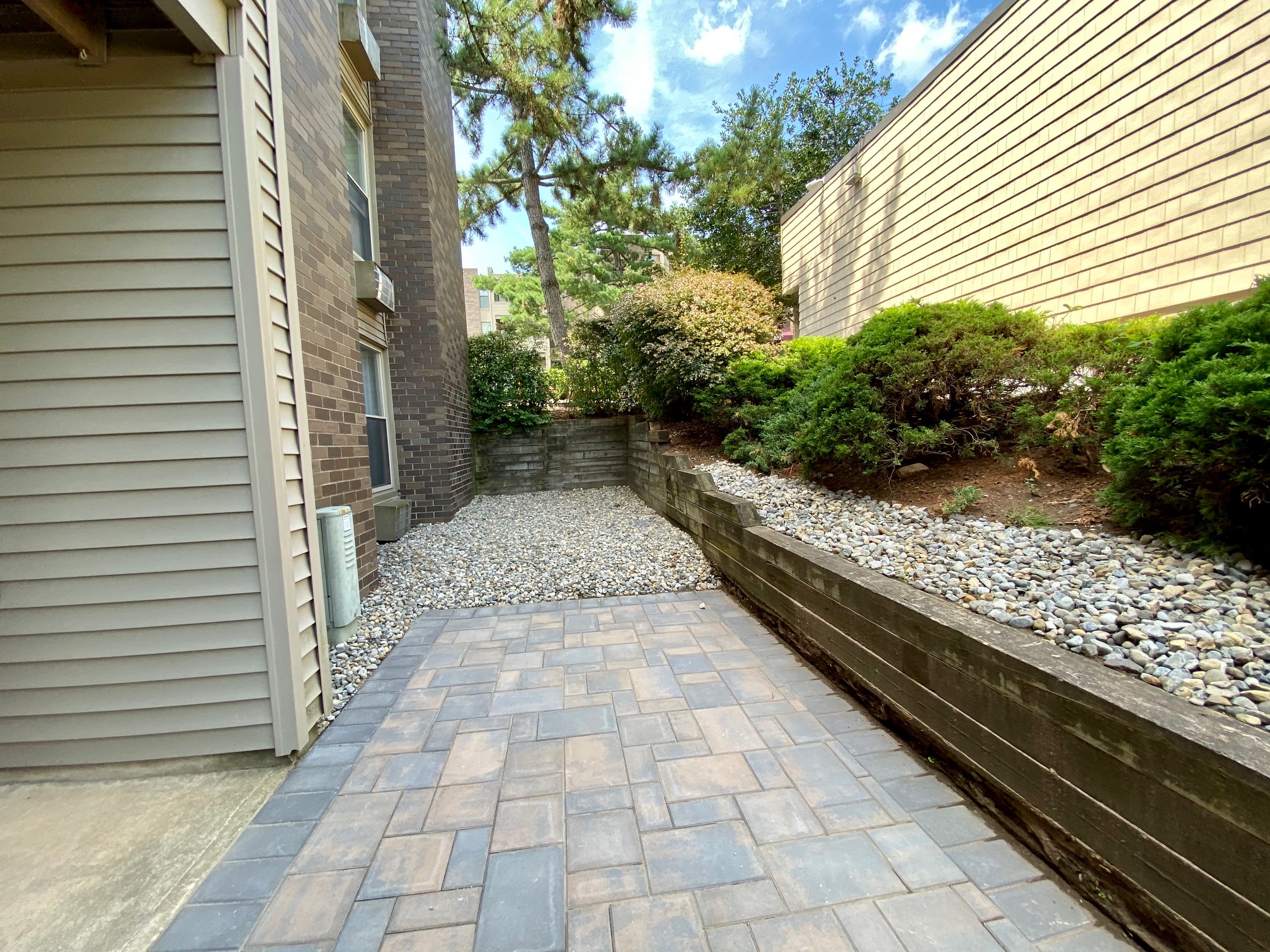 Official Listing Arbor Hills, 838 Main St, Beleville NJ Unit B