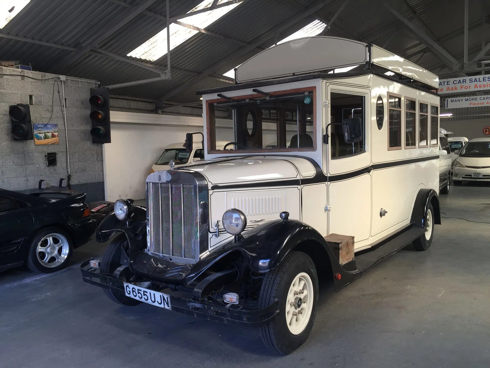 Gallery A wide selection of styles but always great looks! Asquith