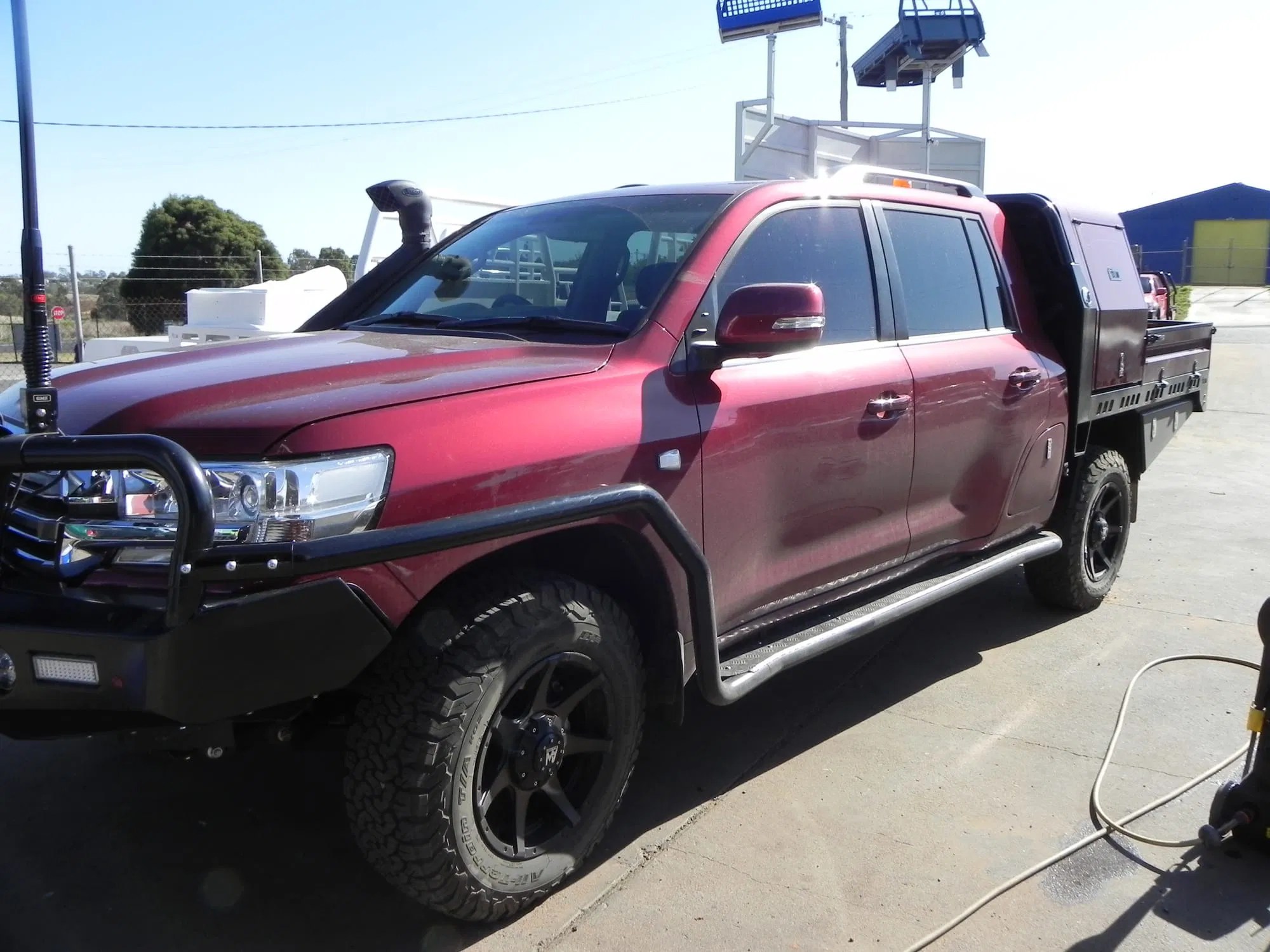 "Looks Like New" mobile car detailing Toowoomba