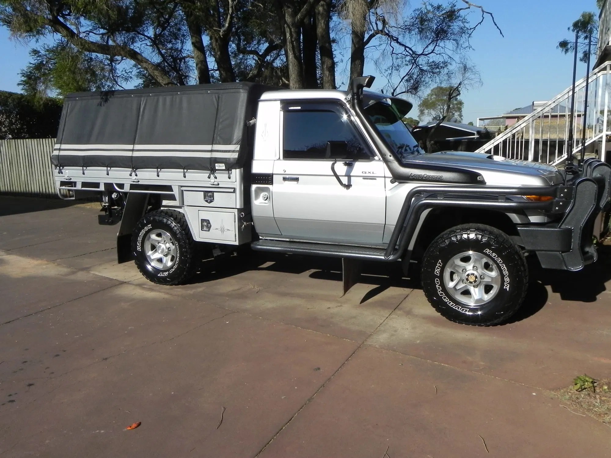 "Looks Like New" mobile car detailing Toowoomba