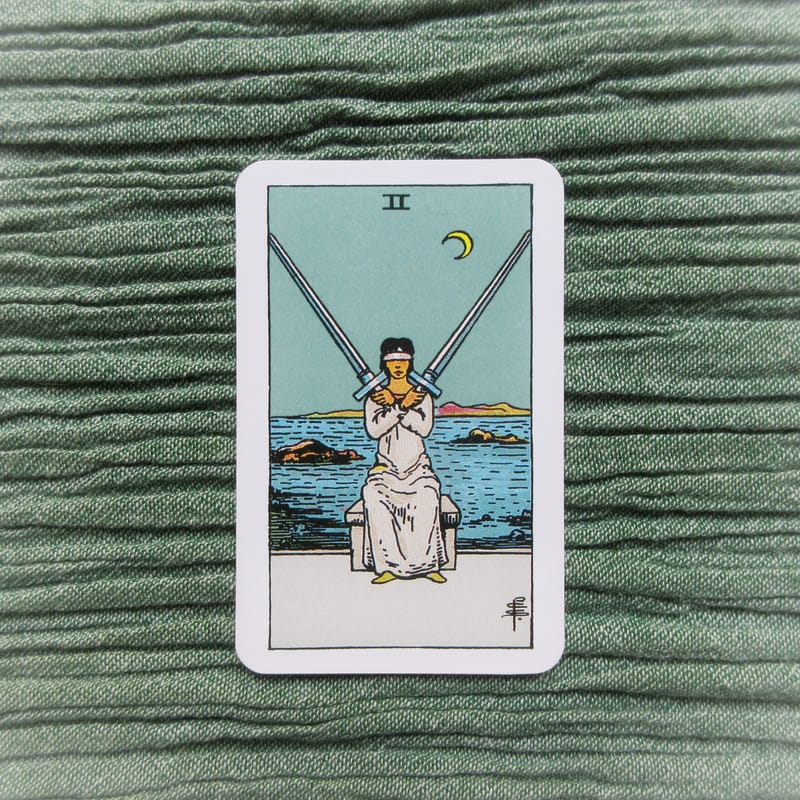 Tarot 2 der Schwerter