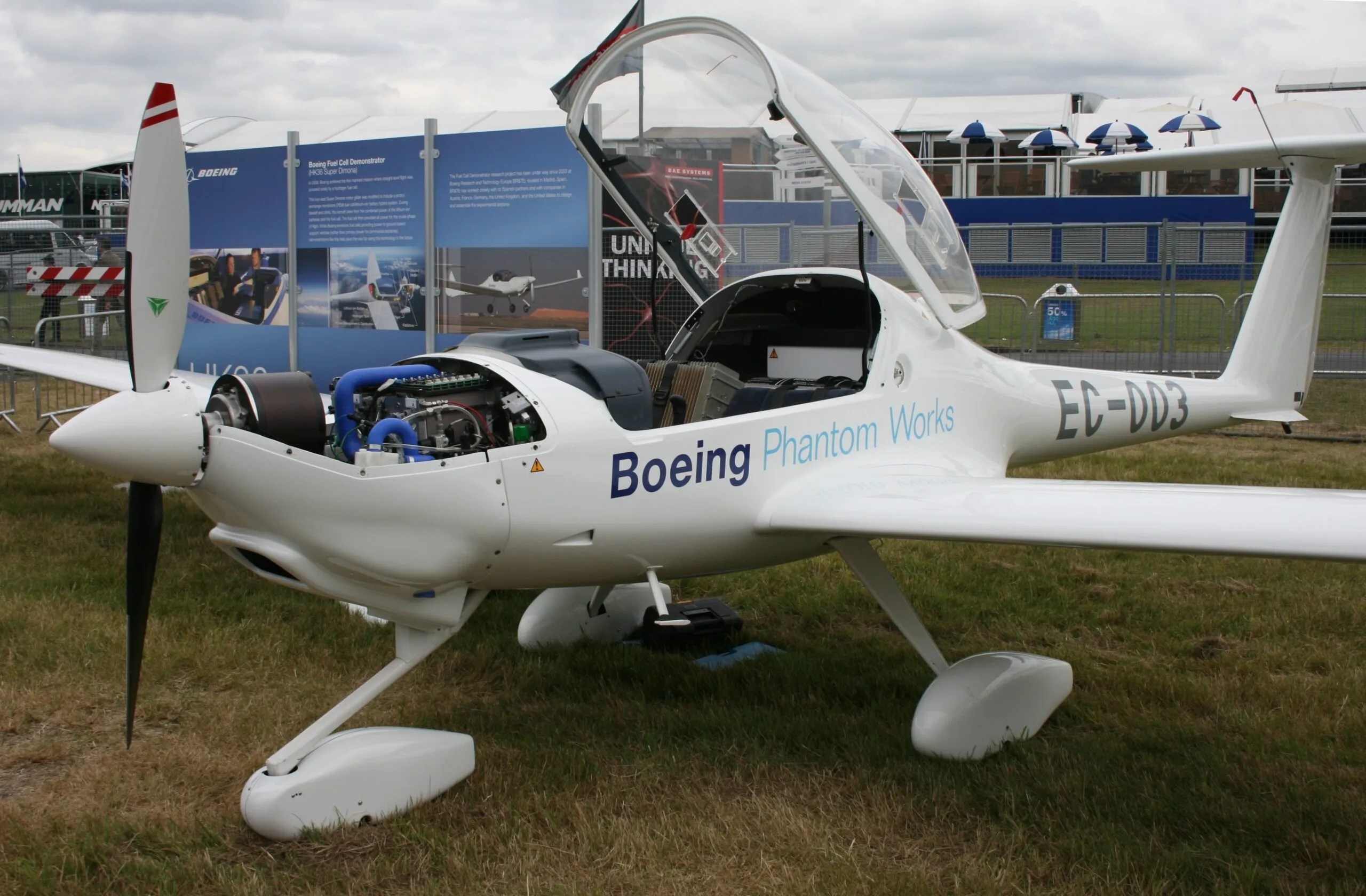 How Would A Hydrogen Powered Plane Work?